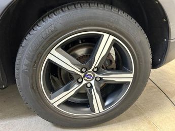 VOLVO XC60 2.0 D4 R-Design Nav SUV 5dr Diesel Manual Euro 6 (s/s) (190 ps)