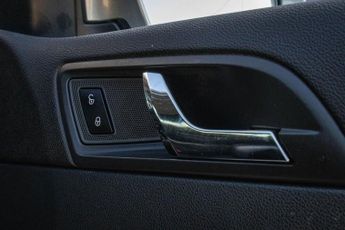 SKODA SUPERB 2.0 TDI Elegance Estate 5dr Diesel DSG 4WD Euro 5 (s/s) (170 ps)