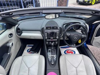 MERCEDES-BENZ SLK 1.8 SLK200 Kompressor Convertible 2dr Petrol Automatic (211 g/km