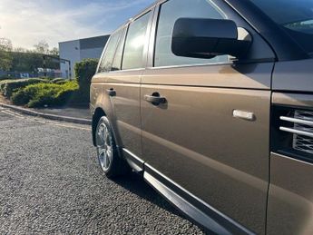 LAND ROVER RANGE ROVER SPORT 3.0 SD V6 HSE Black SUV 5dr Diesel Auto 4WD Euro 5 (255 bhp)-1 O