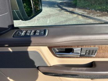LAND ROVER RANGE ROVER SPORT 3.0 SD V6 HSE Black SUV 5dr Diesel Auto 4WD Euro 5 (255 bhp)-1 O
