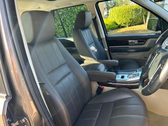LAND ROVER RANGE ROVER SPORT 3.0 SD V6 HSE Black SUV 5dr Diesel Auto 4WD Euro 5 (255 bhp)-1 O