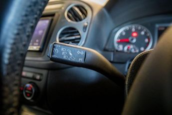 VOLKSWAGEN TIGUAN 2.0 TDI BlueMotion Tech Match SUV 5dr Diesel DSG 4WD Euro 6 (s/s