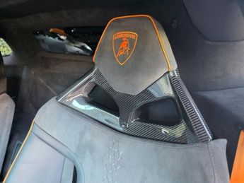 LAMBORGHINI HURACAN 5.2 V10 Sterrato Coupe 2dr Petrol LDF 4WD Euro 6 (s/s) (610 ps)
