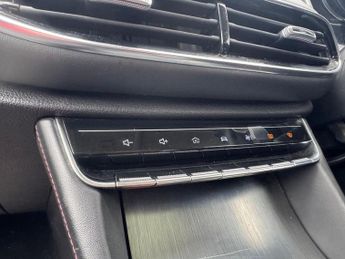 MG MG HS 1.5 T-GDI Exclusive SUV 5dr Petrol DCT Euro 6 (s/s) (162 ps)