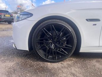 BMW 5 SERIES 3.0 535d M Sport Saloon 4dr Diesel Auto Euro 6 (s/s) (313 ps)