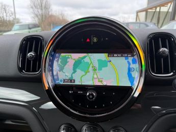 MINI COUNTRYMAN 1.5 Cooper Classic SUV 5dr Petrol Steptronic Euro 6 (s/s) (136 p