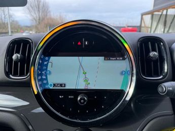 MINI COUNTRYMAN 1.5 Cooper Classic SUV 5dr Petrol Steptronic Euro 6 (s/s) (136 p