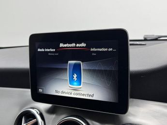 MERCEDES-BENZ GLA 1.6 GLA200 AMG Line (Executive) SUV 5dr Petrol 7G-DCT Euro 6 (s/