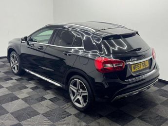 MERCEDES-BENZ GLA 1.6 GLA200 AMG Line (Executive) SUV 5dr Petrol 7G-DCT Euro 6 (s/
