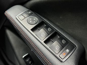 MERCEDES-BENZ GLA 1.6 GLA200 AMG Line (Executive) SUV 5dr Petrol 7G-DCT Euro 6 (s/