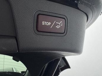 MERCEDES-BENZ GLA 1.6 GLA200 AMG Line (Executive) SUV 5dr Petrol 7G-DCT Euro 6 (s/