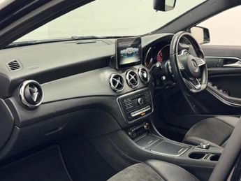 MERCEDES-BENZ GLA 1.6 GLA200 AMG Line (Executive) SUV 5dr Petrol 7G-DCT Euro 6 (s/