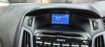 FORD FOCUS 1.6 Titanium Estate 5dr Petrol Powershift Euro 5 (125 ps)