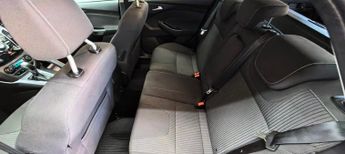 FORD FOCUS 1.6 Titanium Estate 5dr Petrol Powershift Euro 5 (125 ps)