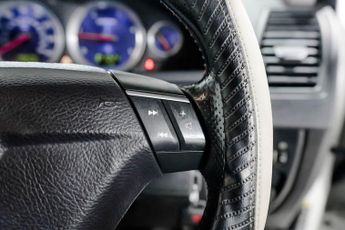 VOLVO XC90 2.4 D5 R-Design SE SUV 5dr Diesel Geartronic AWD (224 g/km, 182 