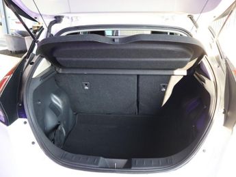 NISSAN LEAF 40kWh N-Connecta Hatchback 5dr Electric Auto (150 ps)