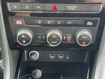 SEAT ATECA 1.6 TDI XCELLENCE SUV 5dr Diesel DSG Euro 6 (s/s) (115 ps)