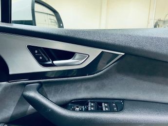 AUDI Q7 3.0 TDI V6 S line SUV 5dr Diesel Tiptronic quattro Euro 6 (s/s) 