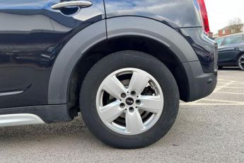 MINI COUNTRYMAN 1.5 Cooper Classic SUV 5dr Petrol Steptronic Euro 6 (s/s) (136 p