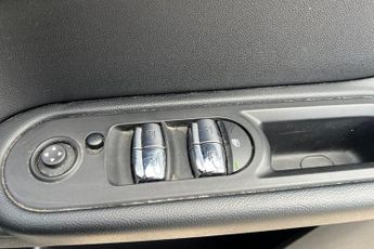 MINI COUNTRYMAN 1.5 Cooper Classic SUV 5dr Petrol Steptronic Euro 6 (s/s) (136 p