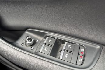 AUDI Q7 3.0 TFSI V6 55 Sport SUV 5dr Petrol Tiptronic quattro Euro 6 (s/