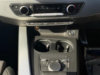 AUDI A4 2.0 TDI S line Saloon 4dr Diesel S Tronic Euro 6 (s/s) (150 ps)