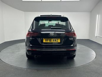 VOLKSWAGEN TIGUAN 2.0 TSI BlueMotion Tech R-Line SUV 5dr Petrol DSG 4Motion Euro 6