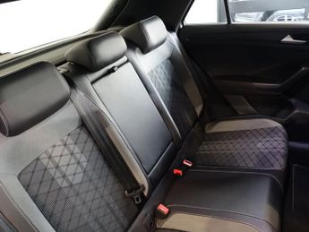 VOLKSWAGEN T-ROC 1.5 TSI R-Line SUV 5dr Petrol DSG Euro 6 (s/s) (150 ps)