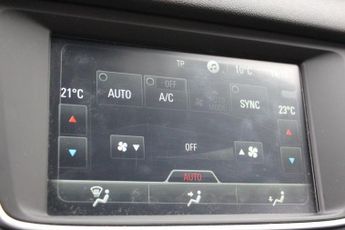 VAUXHALL GRANDLAND X 1.6 Turbo D BlueInjection SE SUV 5dr Diesel Auto Euro 6 (s/s) (1