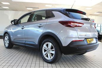 VAUXHALL GRANDLAND X 1.6 Turbo D BlueInjection SE SUV 5dr Diesel Auto Euro 6 (s/s) (1