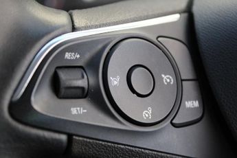 VAUXHALL GRANDLAND X 1.6 Turbo D BlueInjection SE SUV 5dr Diesel Auto Euro 6 (s/s) (1