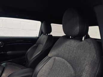 MINI Electric Hatch Cooper SE 32.6kWh Level 2 Hatchback 3dr Electric Auto (184 ps)