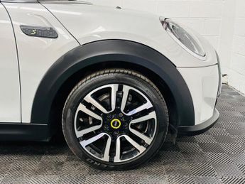 MINI Electric Hatch Cooper SE 32.6kWh Level 2 Hatchback 3dr Electric Auto (184 ps)