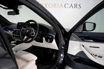 BMW 5 SERIES 3.0 530d MHT M Sport Touring 5dr Diesel Hybrid Steptronic xDrive