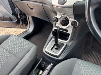 FORD FIESTA 1.4 Titanium Hatchback 5dr Petrol Automatic (154 g/km, 94 bhp)