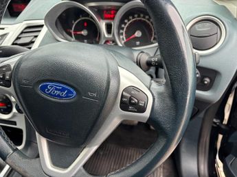 FORD FIESTA 1.4 Titanium Hatchback 5dr Petrol Automatic (154 g/km, 94 bhp)