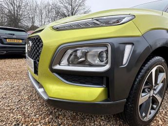 HYUNDAI KONA 1.0 T-GDi Blue Drive Premium SUV 5dr Petrol Manual Euro 6 (s/s) 