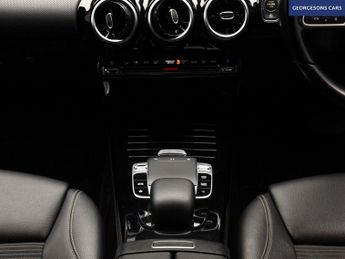 MERCEDES-BENZ A-CLASS 1.3 A200 Sport Hatchback 5dr Petrol 7G-DCT Euro 6 (s/s) (163 ps)