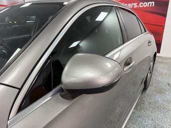 MERCEDES-BENZ A-CLASS 1.5 A180d AMG Line Saloon 4dr Diesel 7G-DCT Euro 6 (s/s) (116 ps