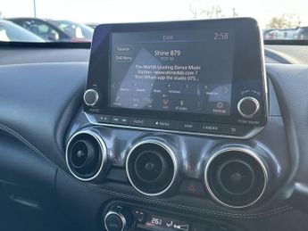 NISSAN JUKE 1.0 DIG-T Tekna SUV 5dr Petrol DCT Auto Euro 6 (s/s) (114 ps)