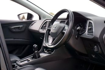 SEAT LEON 2.0 TDI XCELLENCE Estate Diesel Manual Euro 6 (s/s) 5dr - Just 3