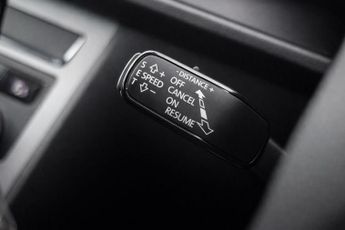 SEAT LEON 2.0 TDI XCELLENCE Estate Diesel Manual Euro 6 (s/s) 5dr - Just 3