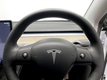 TESLA MODEL Y (Dual Motor) Long Range SUV 5dr Electric Auto 4WDE (384 bhp)