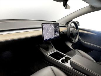 TESLA MODEL Y (Dual Motor) Long Range SUV 5dr Electric Auto 4WDE (384 bhp)