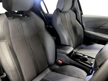 PEUGEOT 208 1.2 HYBRID GT Hatchback 5dr Petrol Hybrid e-DSC6 Euro 6 (s/s) (1