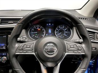 NISSAN QASHQAI 1.3 DIG-T N-Connecta SUV 5dr Petrol DCT Auto Euro 6 (s/s) (160 p