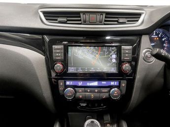 NISSAN QASHQAI 1.3 DIG-T N-Connecta SUV 5dr Petrol DCT Auto Euro 6 (s/s) (160 p
