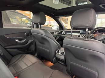 MERCEDES-BENZ C-CLASS 2.0 C200 AMG Line (Premium) Saloon 4dr Petrol G-Tronic+ Euro 6 (