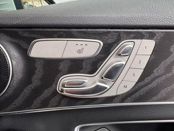 MERCEDES-BENZ C-CLASS 2.0 C200 AMG Line (Premium) Saloon 4dr Petrol G-Tronic+ Euro 6 (